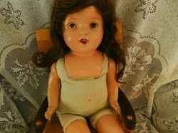 21 inch mama red nude a